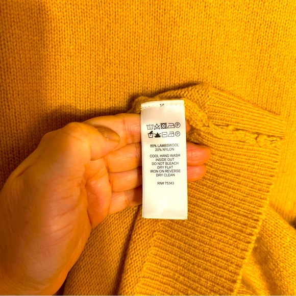 Tabitha Webb Size S 80%LambWool 20%Nylon Yellow Sweater Warm Cozy Any Occasion - Picture 4 of 10